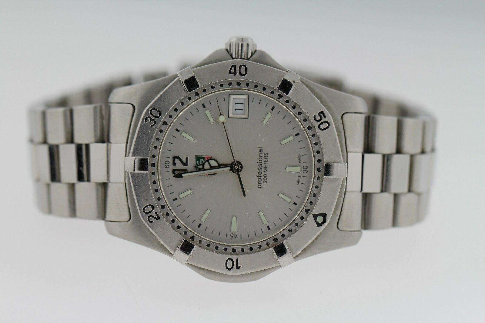 Tag Heuer 2000 WK1112-1 Classic Professional 37mm Watch Men's Silver Dial