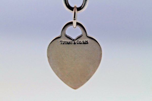 Tiffany and Company Heart Bracelet Sterling Silver. 36 grams of silver. 7.5 in