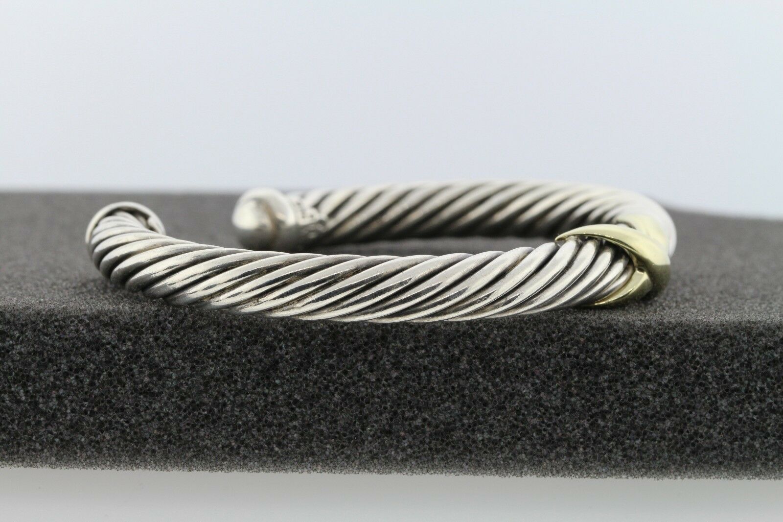 David Yurman X Cable Bracelet Two-Tone Yellow Gold & Silver Medium Size 7mm 5 David Yurman X Cable Bracelet Two-Tone Yellow Gold & Silver Medium Size 7mm