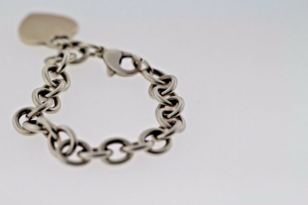 Tiffany and Company Heart Bracelet Sterling Silver. 36 grams of silver. 7.5 in