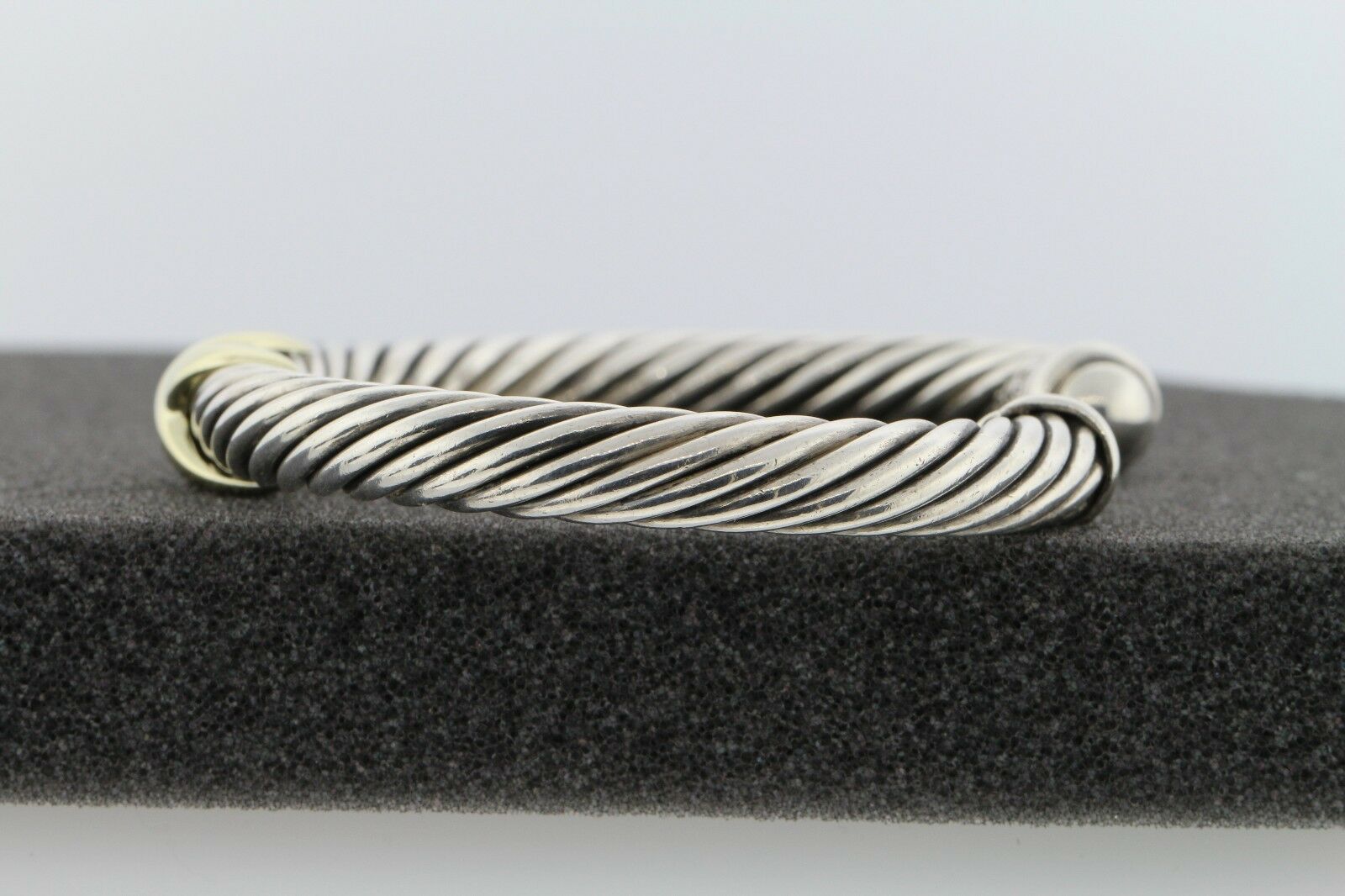 David Yurman X Cable Bracelet Two-Tone Yellow Gold & Silver Medium Size 7mm 7 David Yurman X Cable Bracelet Two-Tone Yellow Gold & Silver Medium Size 7mm