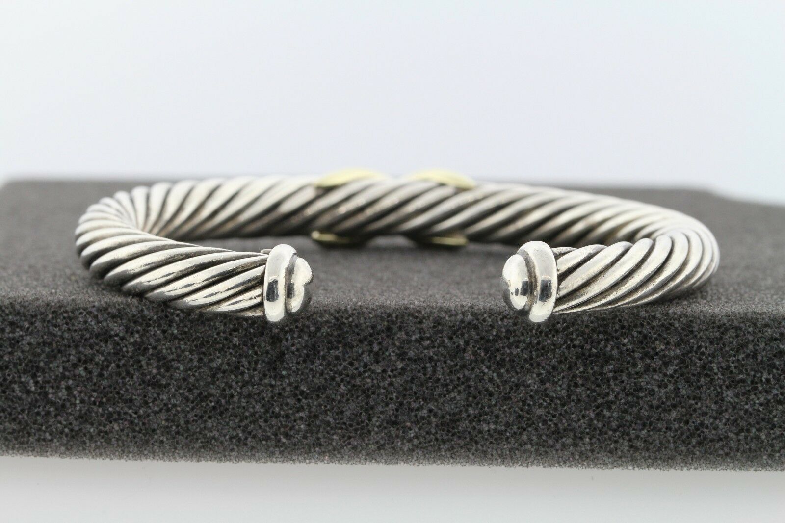 David Yurman X Cable Bracelet Two-Tone Yellow Gold & Silver Medium Size 7mm 9 David Yurman X Cable Bracelet Two-Tone Yellow Gold & Silver Medium Size 7mm