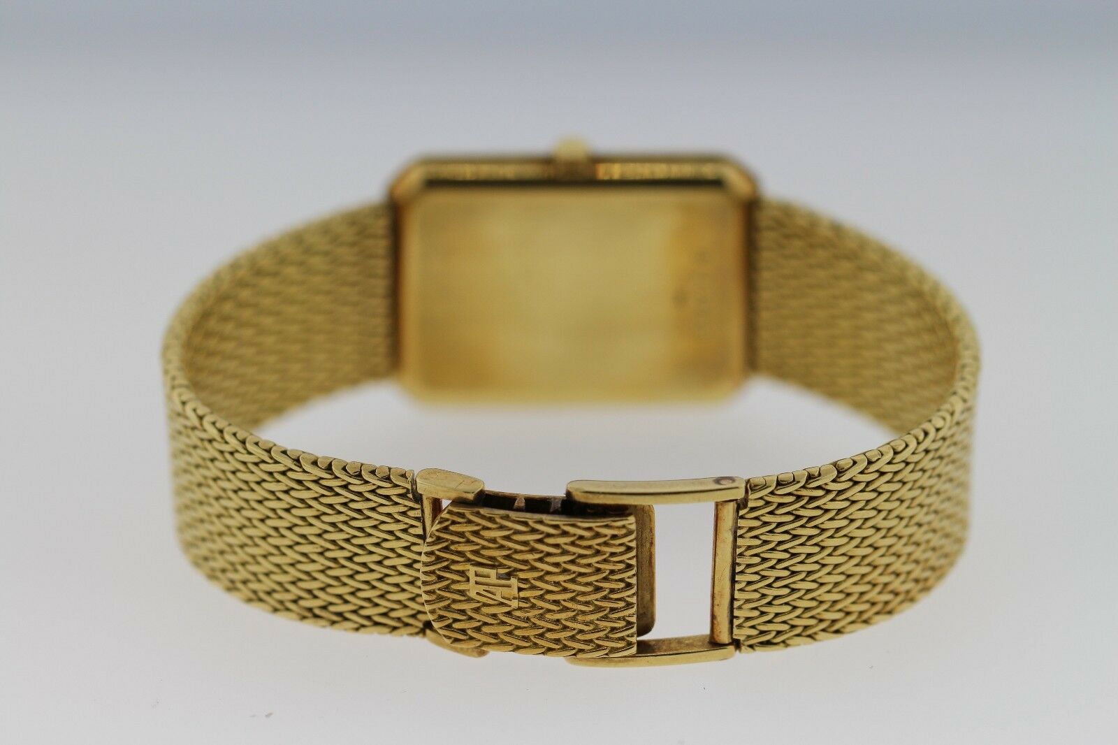 Audemars Piguet 18K Yellow Gold Unisex Watch Mesh Bracelet 24x32mm